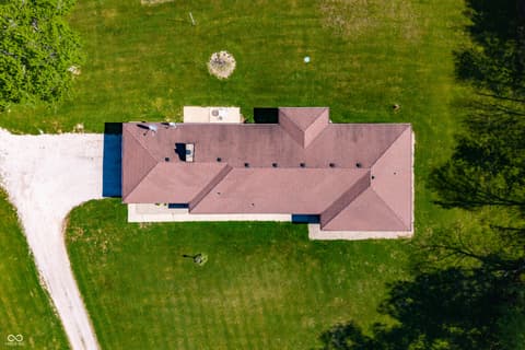 Photo of 1546 W 750 S, Trafalgar, IN