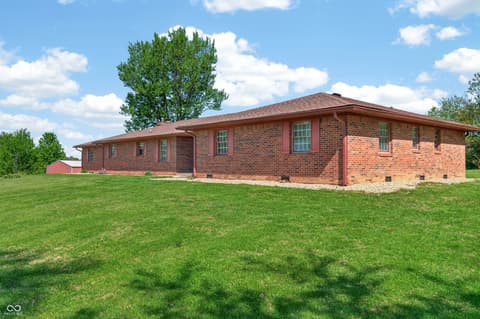 Photo of 1546 W 750 S, Trafalgar, IN