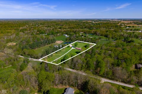 Photo of 1546 W 750 S, Trafalgar, IN