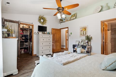 Photo of 7837 Park Ward Place, Indianapolis, IN