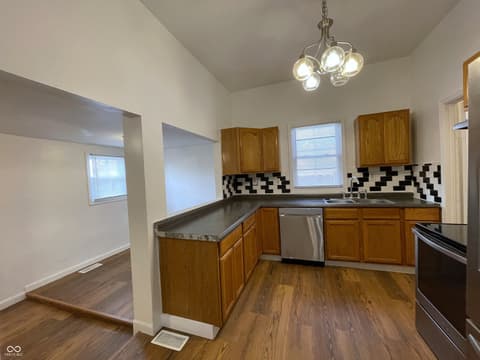 Dining room at 26 N Holmes Avenue, Indianapolis, IN
