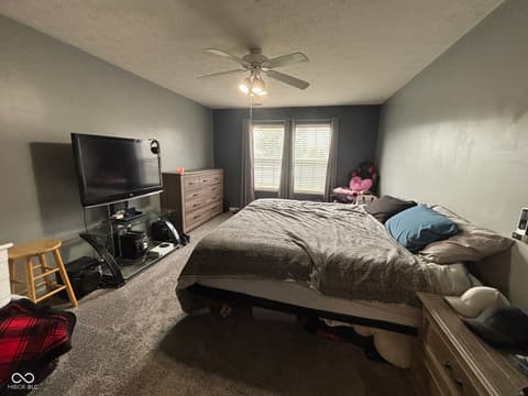 Photo of 5340 Waterton Lakes Drive, Indianapolis, IN