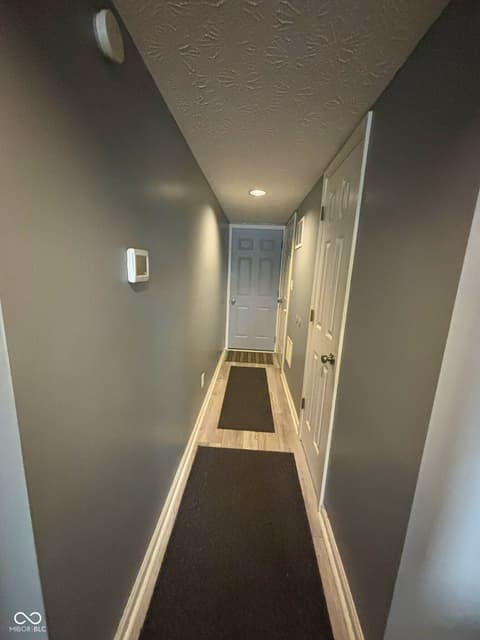 Photo of 5340 Waterton Lakes Drive, Indianapolis, IN