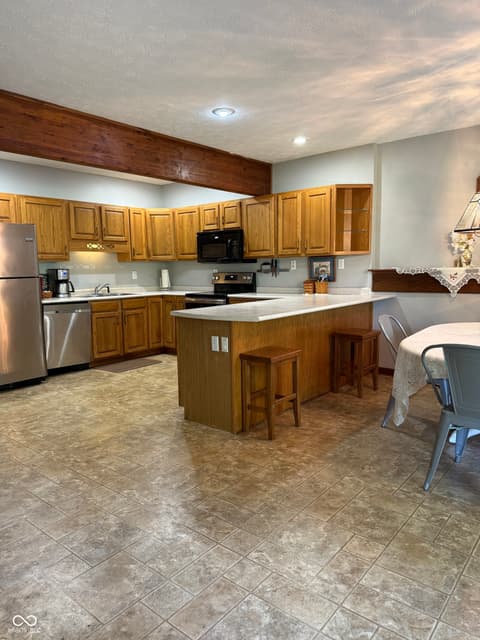 Photo of 9645 N County Road 75 W, Westport, IN
