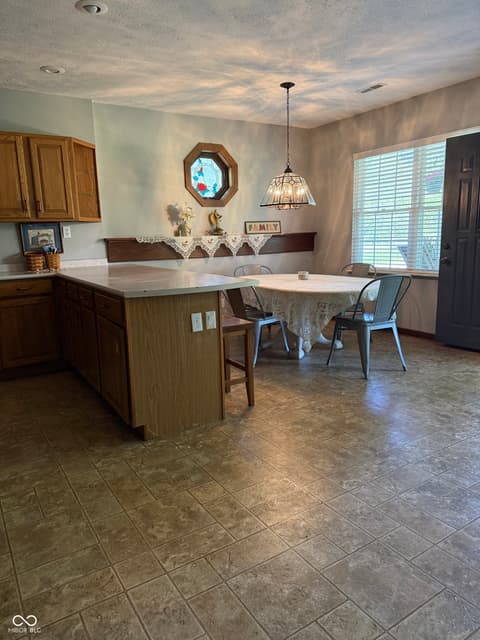 Photo of 9645 N County Road 75 W, Westport, IN