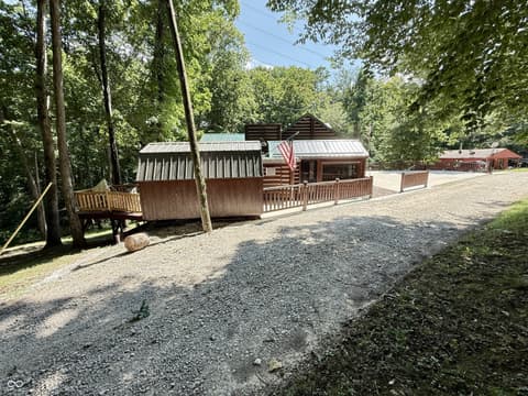 Photo of 5280 S Macadam Drive, Poland, IN