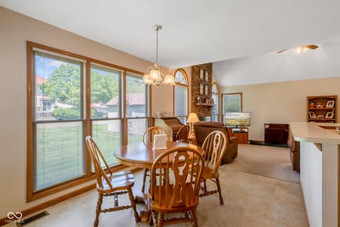 Photo of 601 Coventry Drive, Seymour, IN