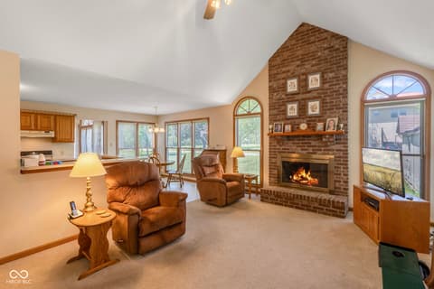 Photo of 601 Coventry Drive, Seymour, IN