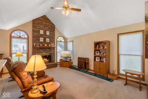 Photo of 601 Coventry Drive, Seymour, IN