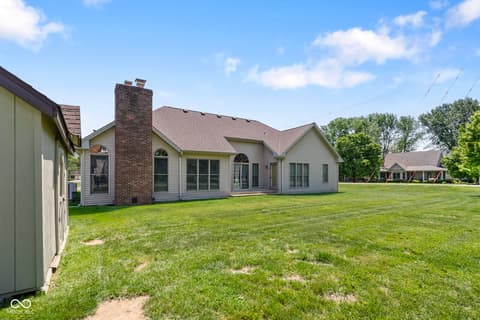 Photo of 601 Coventry Drive, Seymour, IN