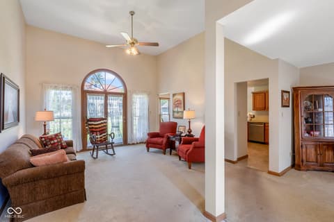 Photo of 601 Coventry Drive, Seymour, IN