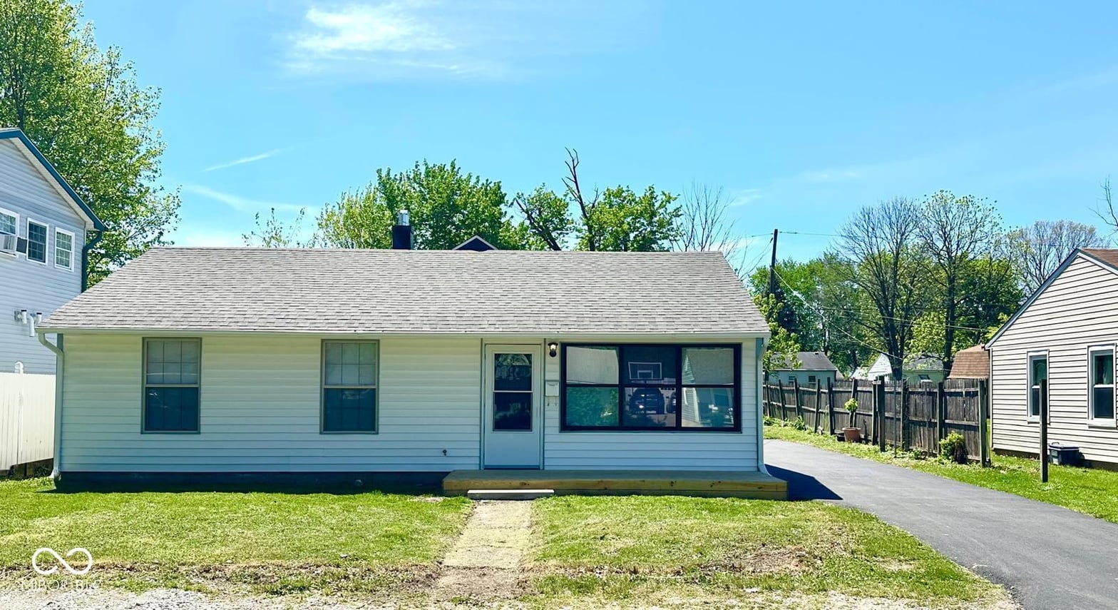 Front exterior at 5725 Greenfield Avenue, Indianapolis, IN