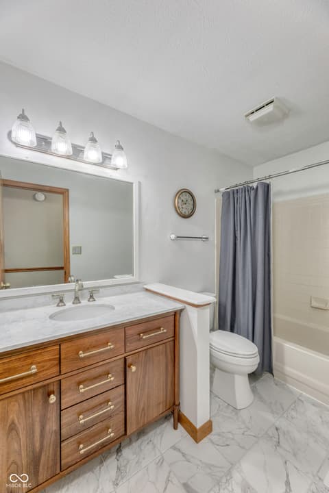 Photo of 2346 Calaveras Way, Indianapolis, IN