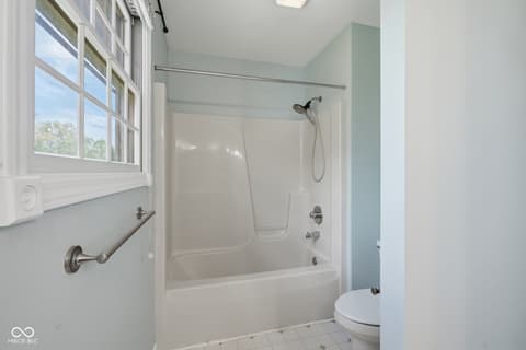 Photo of 261 Chase Court, Seymour, IN