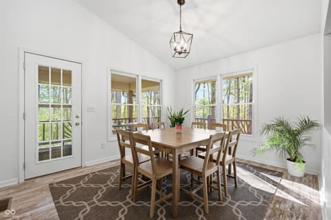 Dining room at 268 Lincoln Hill, Coatesville, IN
