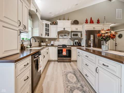 Photo of 1333 N Mill Street, Hartford City, IN