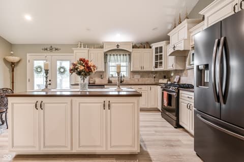 Photo of 1333 N Mill Street, Hartford City, IN
