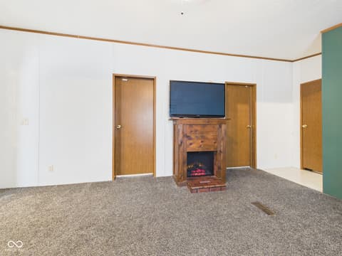 Photo of 6313 N Lunar Lane, Alexandria, IN