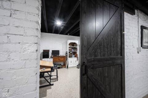 Home office at 2350 N College Avenue, Indianapolis, IN