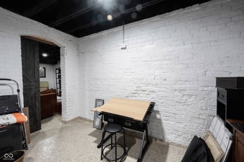 Home office at 2350 N College Avenue, Indianapolis, IN