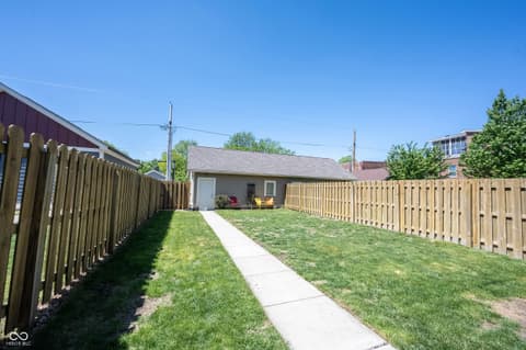 Yard at 2350 N College Avenue, Indianapolis, IN