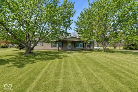 Photo of 8801 & 8911 N Walnut Street, Muncie, IN