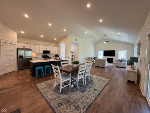 Dining room at 953 S Lantern Lane, Ellettsville, IN