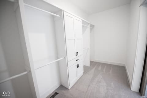 Walk In Closets — 953 S Lantern Lane, Ellettsville, IN