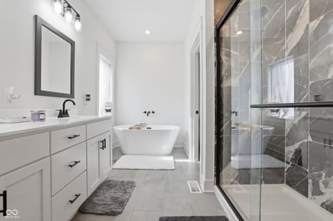 Primary bathroom at 953 S Lantern Lane, Ellettsville, IN