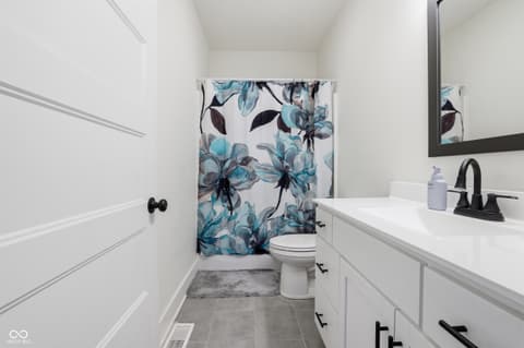 Bathroom at 953 S Lantern Lane, Ellettsville, IN