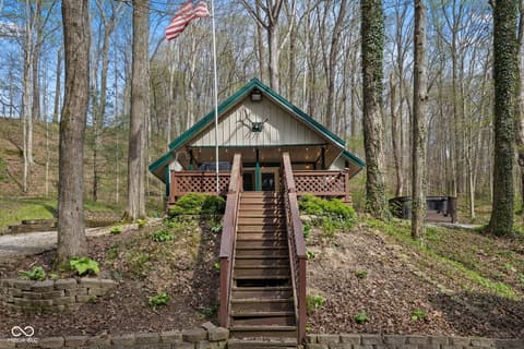 Photo of 11040 E Purdue Farm Road, Dubois, IN