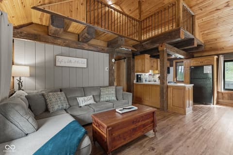 Photo of 11040 E Purdue Farm Road, Dubois, IN