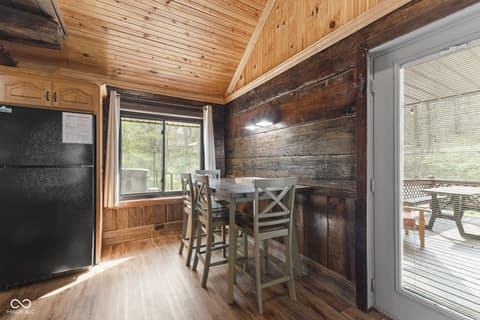 Photo of 11040 E Purdue Farm Road, Dubois, IN