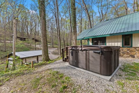 Photo of 11040 E Purdue Farm Road, Dubois, IN
