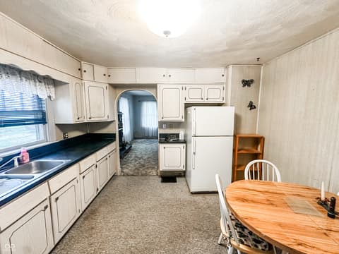 Photo of 1811 E 10th Street, Anderson, IN