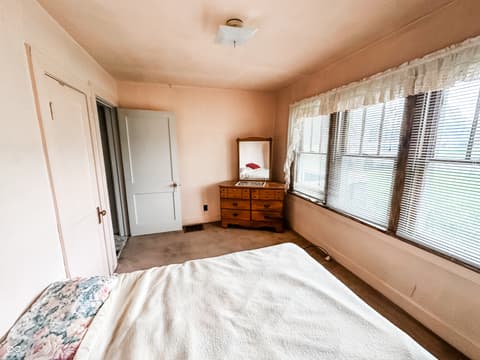 Photo of 1811 E 10th Street, Anderson, IN