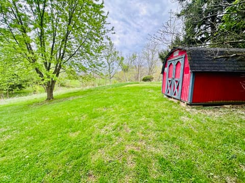 Photo of 1811 E 10th Street, Anderson, IN