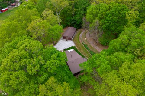 Photo of 6966 E State Road 252, Morgantown, IN