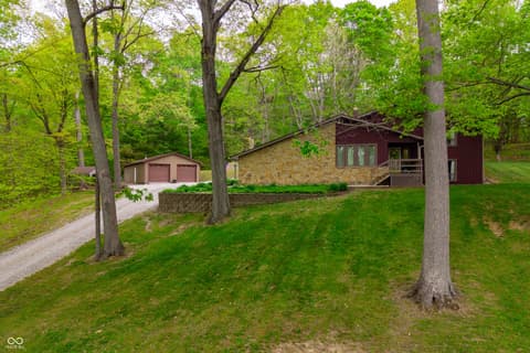 Photo of 6966 E State Road 252, Morgantown, IN