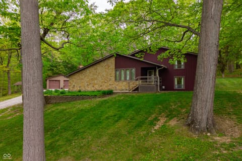 Photo of 6966 E State Road 252, Morgantown, IN