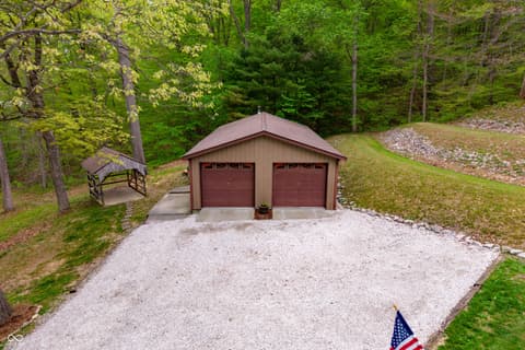 Photo of 6966 E State Road 252, Morgantown, IN
