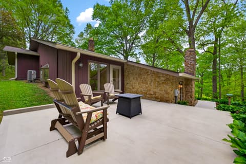 Photo of 6966 E State Road 252, Morgantown, IN