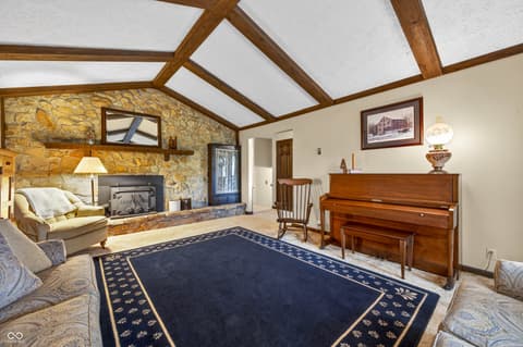 Photo of 6966 E State Road 252, Morgantown, IN