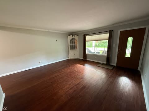 Foyer at 1109 HOY Avenue, Lebanon, IN