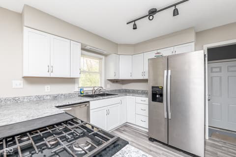 Photo of 9625 W River Valley Road, Yorktown, IN