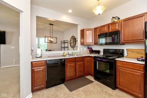 Photo of 8346 Berrybush Lane, Indianapolis, IN