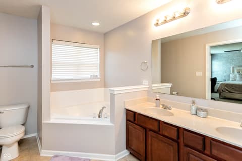 Photo of 8346 Berrybush Lane, Indianapolis, IN