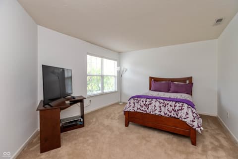Photo of 8346 Berrybush Lane, Indianapolis, IN