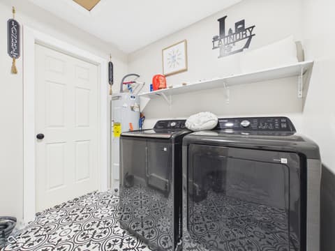 Laundry room at 3613 N Riley Avenue, Indianapolis, IN