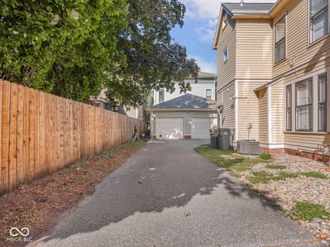 Photo of 1471 N Delaware Street, Indianapolis, IN
